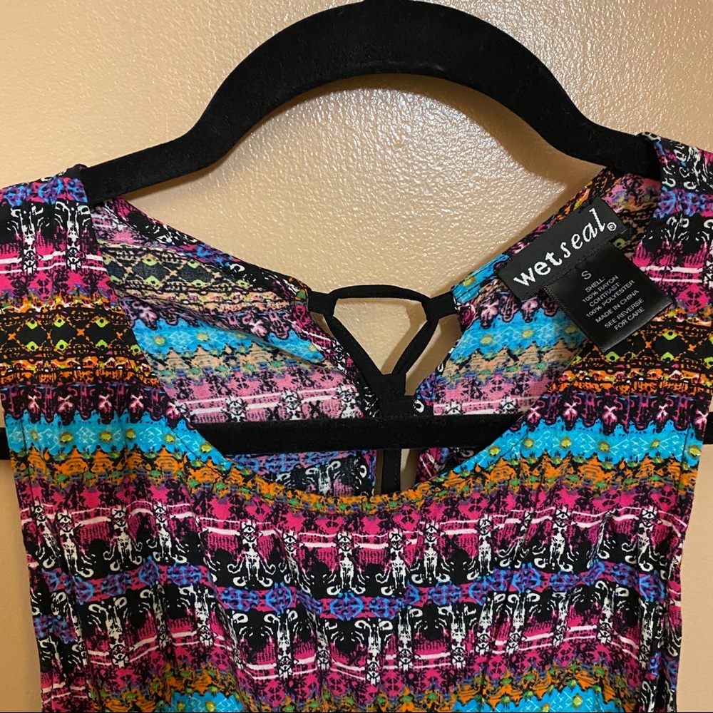 Patterned Dress - Picture 2 of 4